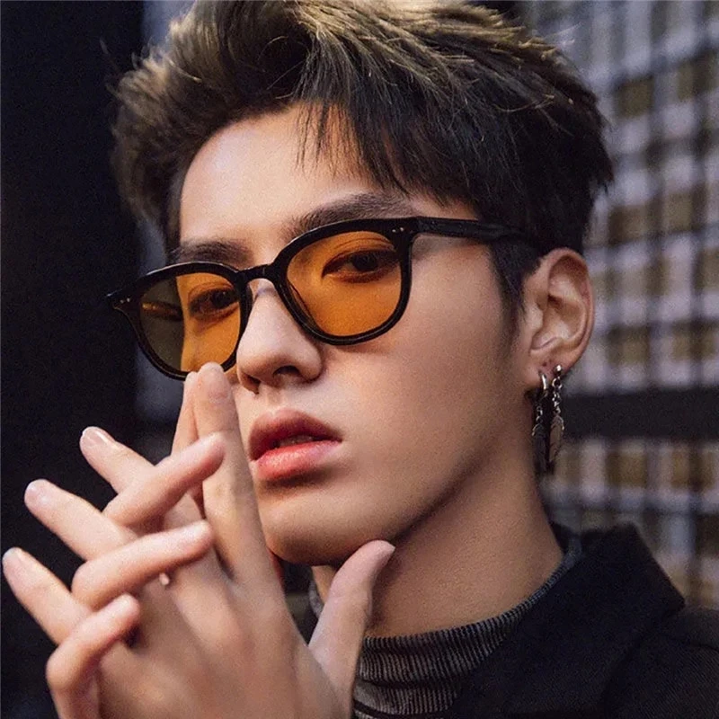 2022 Fashion Decorative Sunglasses Woman Brand Designer Vintage Gafas UV400 Black Yellow Sunshade Man Driving Glasses
2022 Fashion Decorative Sunglasses Woman Brand Designer Vintage Gafas UV400 Black Yellow Sunshade Man Driving Glasses