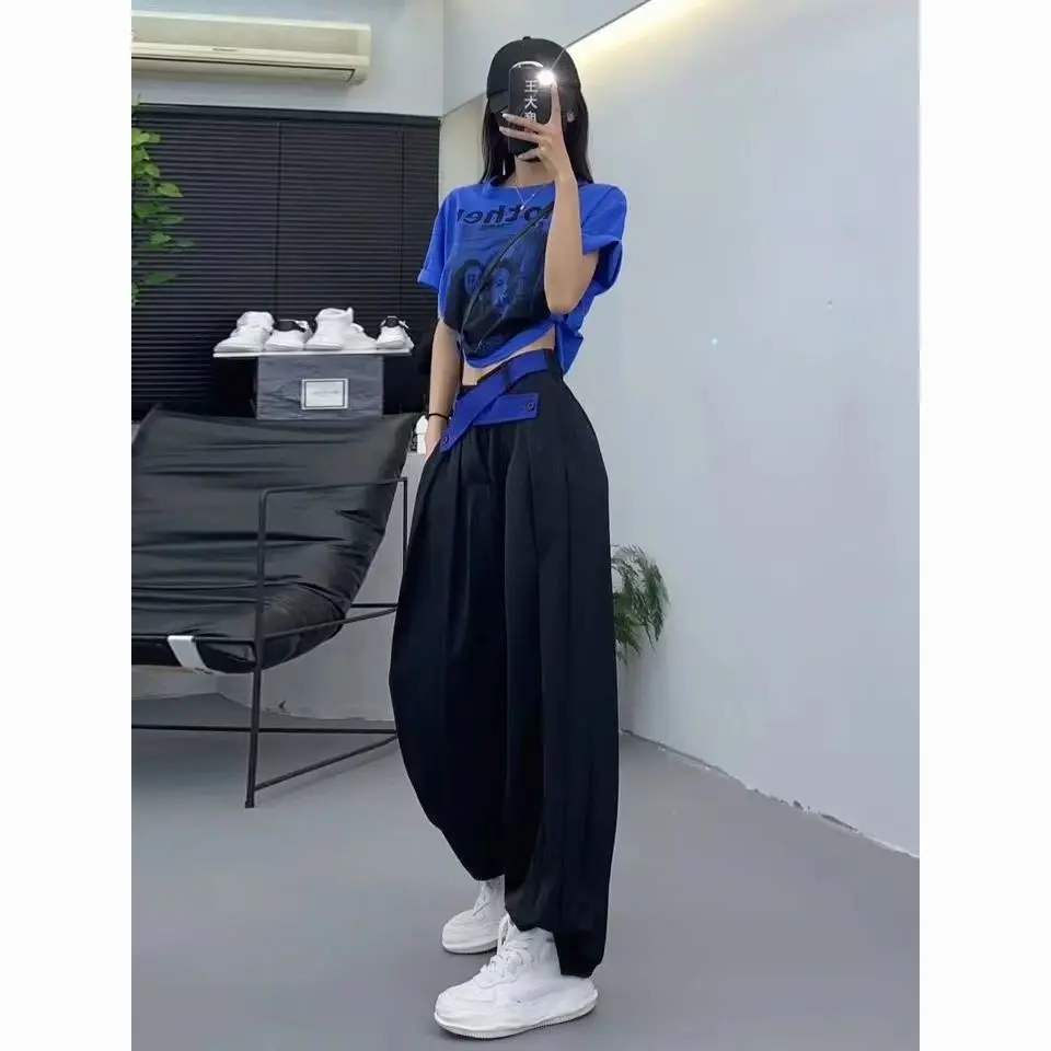 Y2K fashion fried street suit female 2022 spring, autumn and summer latest wide-leg pants and printed T-shirt two-piece set
Y2K fashion fried street suit female 2022 spring, autumn and summer latest wide-leg pants and printed T-shirt two-piece set