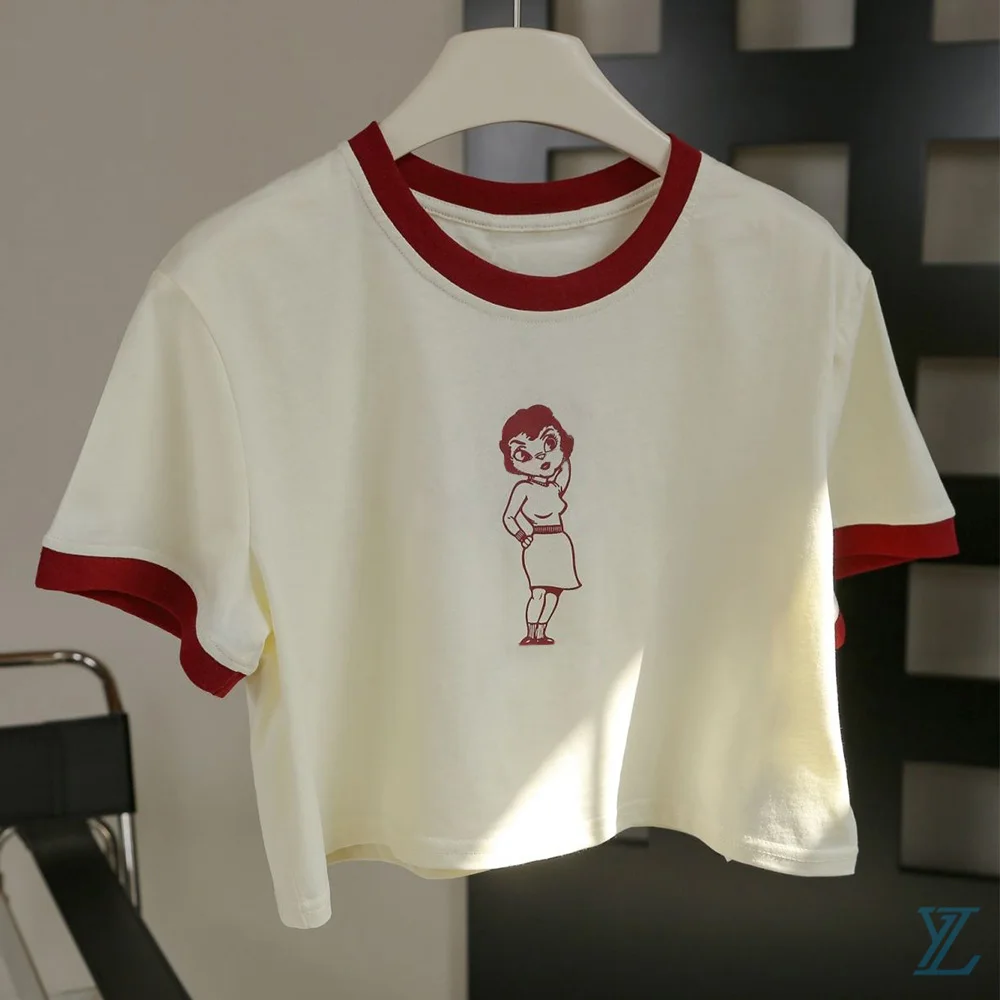 Женская летняя хлопковая футболка с коротким рукавом и круглым вырезом
Женская летняя хлопковая футболка с коротким рукавом и круглым вырезом