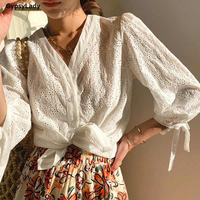 GypsyLady White summer Chic Shirt Blouses 100% Cotton Eyelet French Casual Shirt Long Sleeve Sheer Women Ladies Vintage Shirt
GypsyLady White summer Chic Shirt Blouses 100% Cotton Eyelet French Casual Shirt Long Sleeve Sheer Women Ladies Vintage Shirt