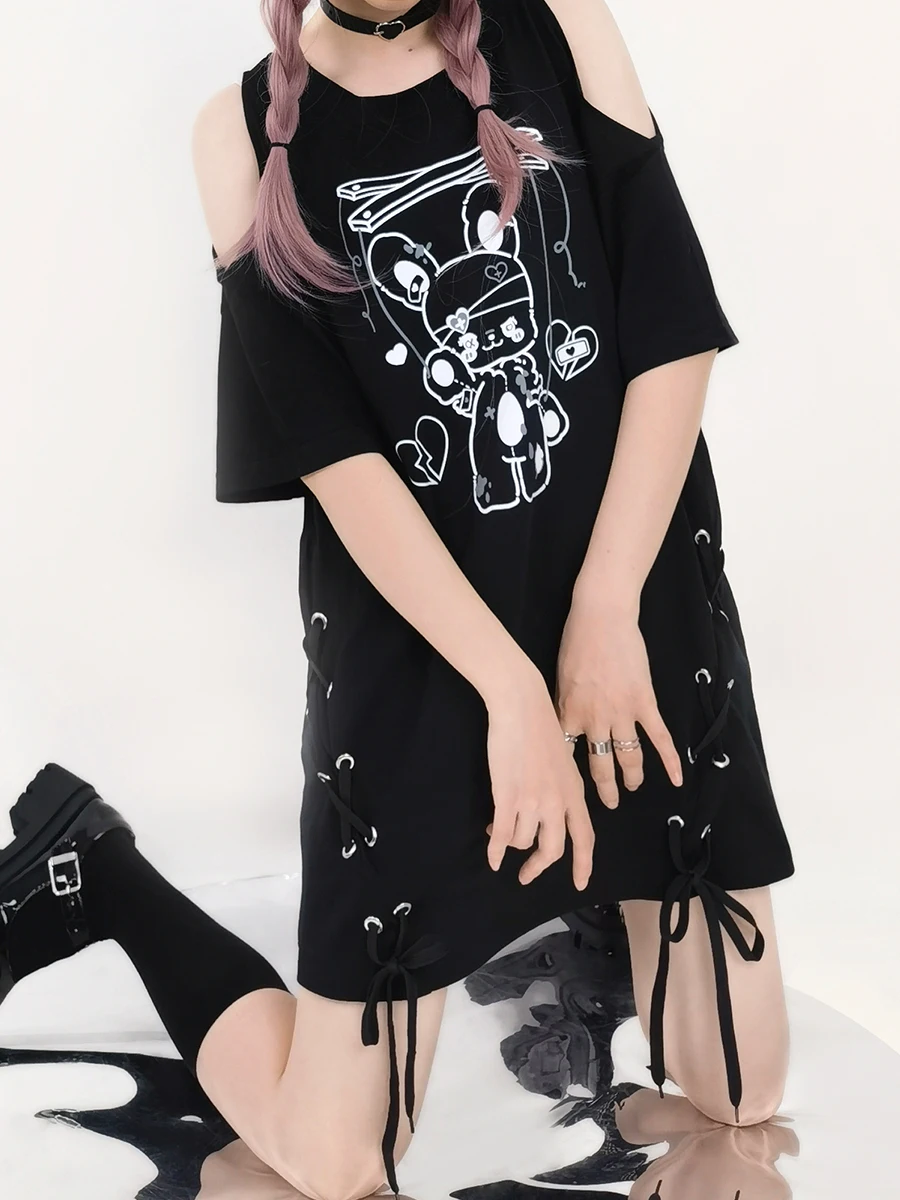 Rabbit Doll Print Fashion Gothic Lolita Top Off Shoulder Bandage Summer 2022 Short Sleeve Cool Sweet Girls Black Cute T-shirt
Rabbit Doll Print Fashion Gothic Lolita Top Off Shoulder Bandage Summer 2022 Short Sleeve Cool Sweet Girls Black Cute T-shirt