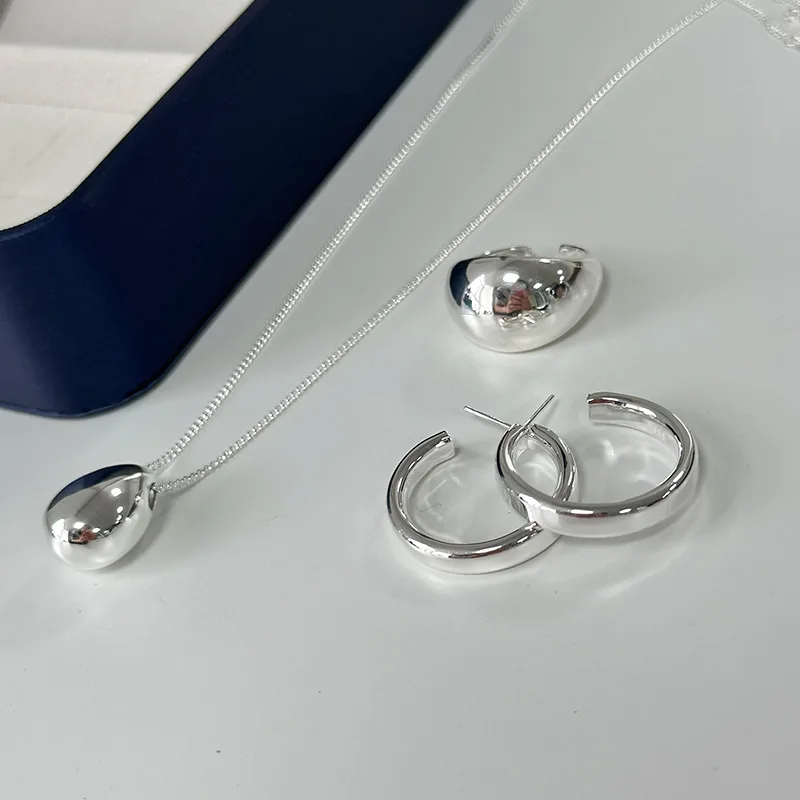 Kinel 925 Sterling Silver Original Certified Glossy Metal Ring Earrings Necklace For Women Simple Fashion Korean Jewelry Sets
Kinel 925 Sterling Silver Original Certified Glossy Metal Ring Earrings Necklace For Women Simple Fashion Korean Jewelry Sets