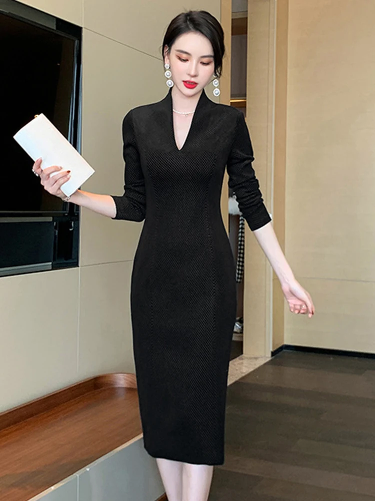 2022 Autumn Elegant Commute Women Midi Dress Black Velvet Mesh Hollow V-neck Long Sleeve Bodycon Slit Lady Robe Office Vestido
2022 Autumn Elegant Commute Women Midi Dress Black Velvet Mesh Hollow V-neck Long Sleeve Bodycon Slit Lady Robe Office Vestido