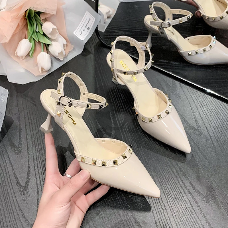 2022 Summer Shallow Pointed Women Sandals High Heels Sexy Party Dress Women Slippers Designer Brand Pumps Women Shoes Thin Heels
2022 Summer Shallow Pointed Women Sandals High Heels Sexy Party Dress Women Slippers Designer Brand Pumps Women Shoes Thin Heels