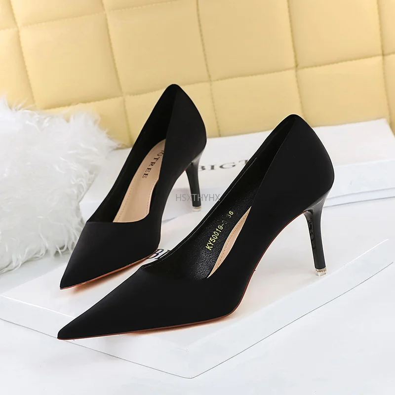 Green Women Pumps Fashion High Heels for Women Shoes Casual Pointed Toe Women Heels Stiletto Ladies Chaussures Femme Size 43
Green Women Pumps Fashion High Heels for Women Shoes Casual Pointed Toe Women Heels Stiletto Ladies Chaussures Femme Size 43