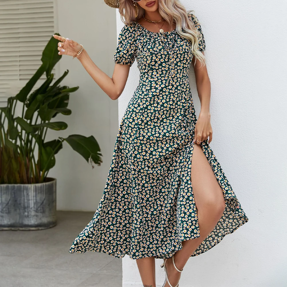 Look Effortlessly Beautiful in This Floral Print Dress with Puff Sleeve and High Slit for Women's Summer Style
Look Effortlessly Beautiful in This Floral Print Dress with Puff Sleeve and High Slit for Women's Summer Style