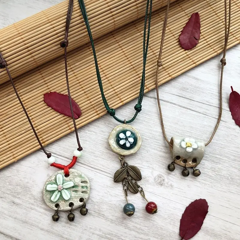 Exquisite Vintage Pendant Necklace for Women Porcelain Ceramics Necklace Jewelry
Exquisite Vintage Pendant Necklace for Women Porcelain Ceramics Necklace Jewelry