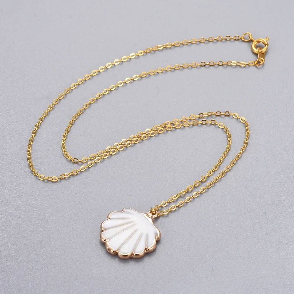 1PC Electroplate Freshwater Shell Pendants Necklaces with Brass Cable Chains Golden 17.12 inch(43.5cm) Pendant: 22x19.6x2.5mm
1PC Electroplate Freshwater Shell Pendants Necklaces with Brass Cable Chains Golden 17.12 inch(43.5cm) Pendant: 22x19.6x2.5mm