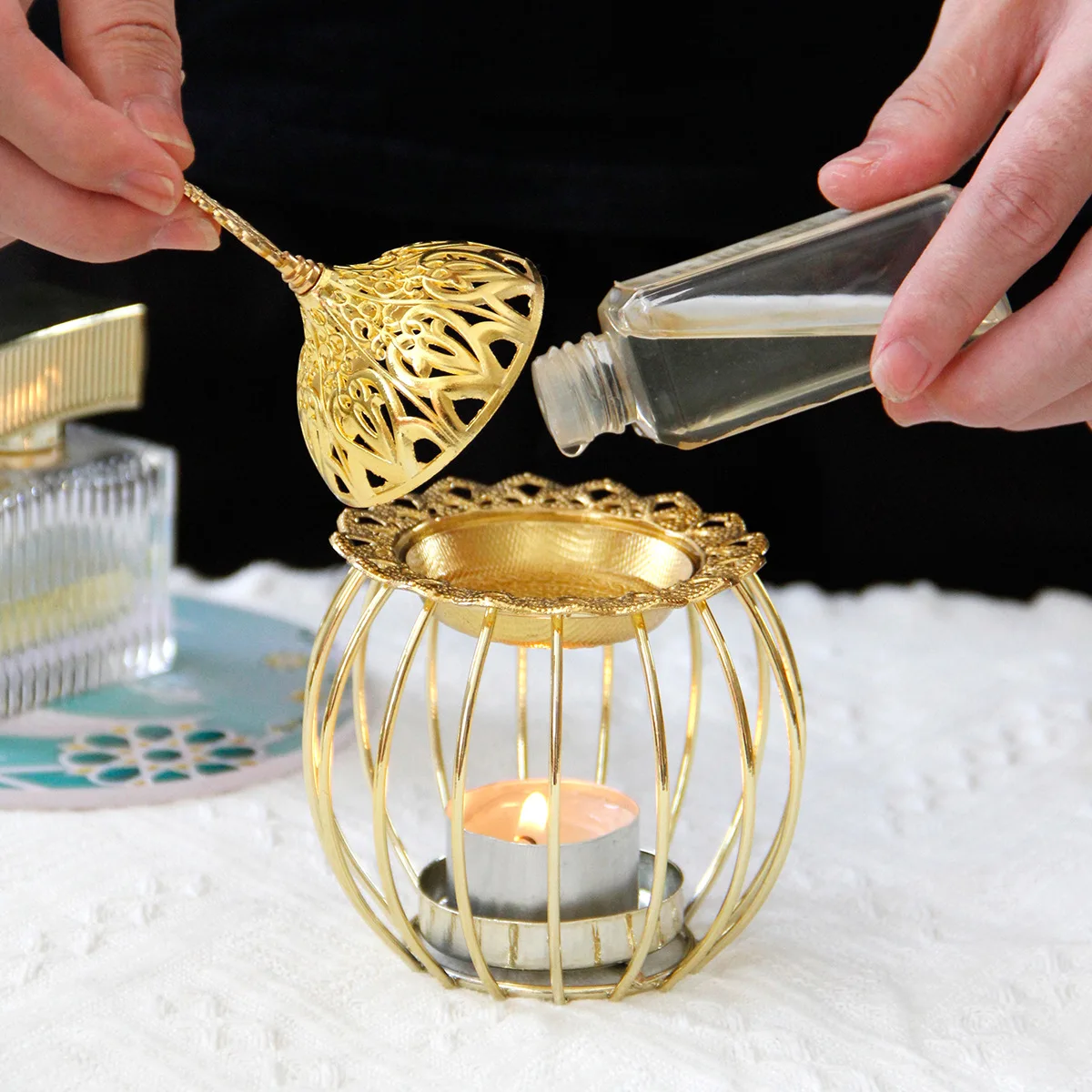 Iron Aromatherapy Furnace Indoor Candle Essential Oil Aromatherapy Lamp Sandalwood Fragrance Powder Big Belly Incense Furnace
Iron Aromatherapy Furnace Indoor Candle Essential Oil Aromatherapy Lamp Sandalwood Fragrance Powder Big Belly Incense Furnace