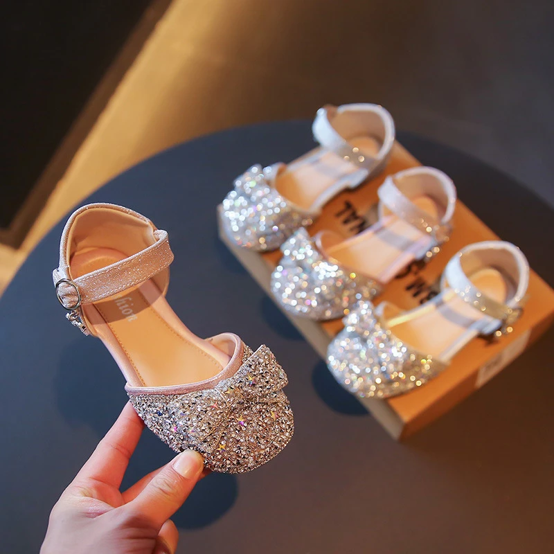 New Spring Summer Children Leather Shoes Girls Princess Soft Bottom Rhinestone Bow Student Dance Shoes Baby Kids Party Flats 02
New Spring Summer Children Leather Shoes Girls Princess Soft Bottom Rhinestone Bow Student Dance Shoes Baby Kids Party Flats 02