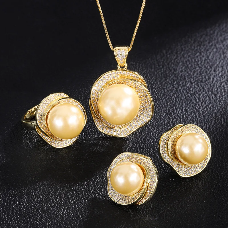 18k Gold Shell Beads Rose Geometric Diamond Ring Pendant Earrings Set for Women Fashion Jewelry
18k Gold Shell Beads Rose Geometric Diamond Ring Pendant Earrings Set for Women Fashion Jewelry