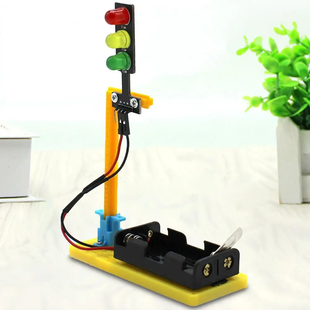 1Set Professional Long Service Life Parent-children Interaction Traffic Light DIY Kit Educational Kit for Kindergarten
1Set Professional Long Service Life Parent-children Interaction Traffic Light DIY Kit Educational Kit for Kindergarten