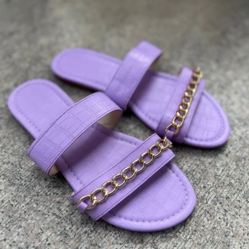 Simple Slippers Women 2023 Summer New Fashion Retro Square Heel Women's Shoes Flat Bottom Chain Black Women's Sandals Pantuflas
Simple Slippers Women 2023 Summer New Fashion Retro Square Heel Women's Shoes Flat Bottom Chain Black Women's Sandals Pantuflas