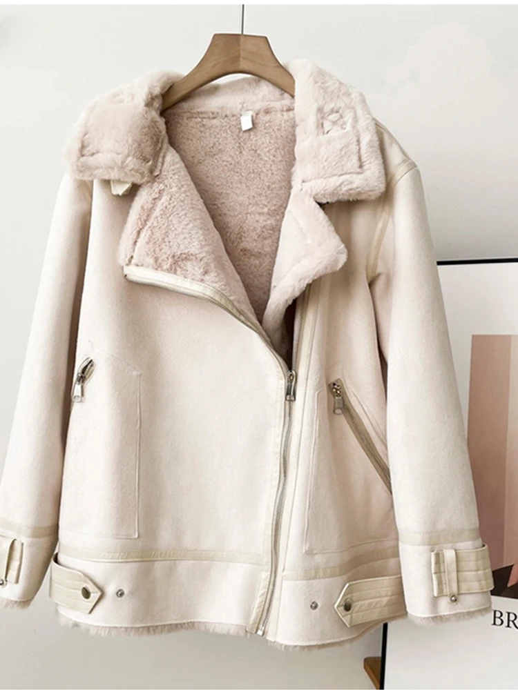 Fitaylor Winter Lapel XS-XL Coat Women Lamb Wool Fur Splicing Faux Leather Jacket Snow Warm Thick Outwear Chic Female
Fitaylor Winter Lapel XS-XL Coat Women Lamb Wool Fur Splicing Faux Leather Jacket Snow Warm Thick Outwear Chic Female