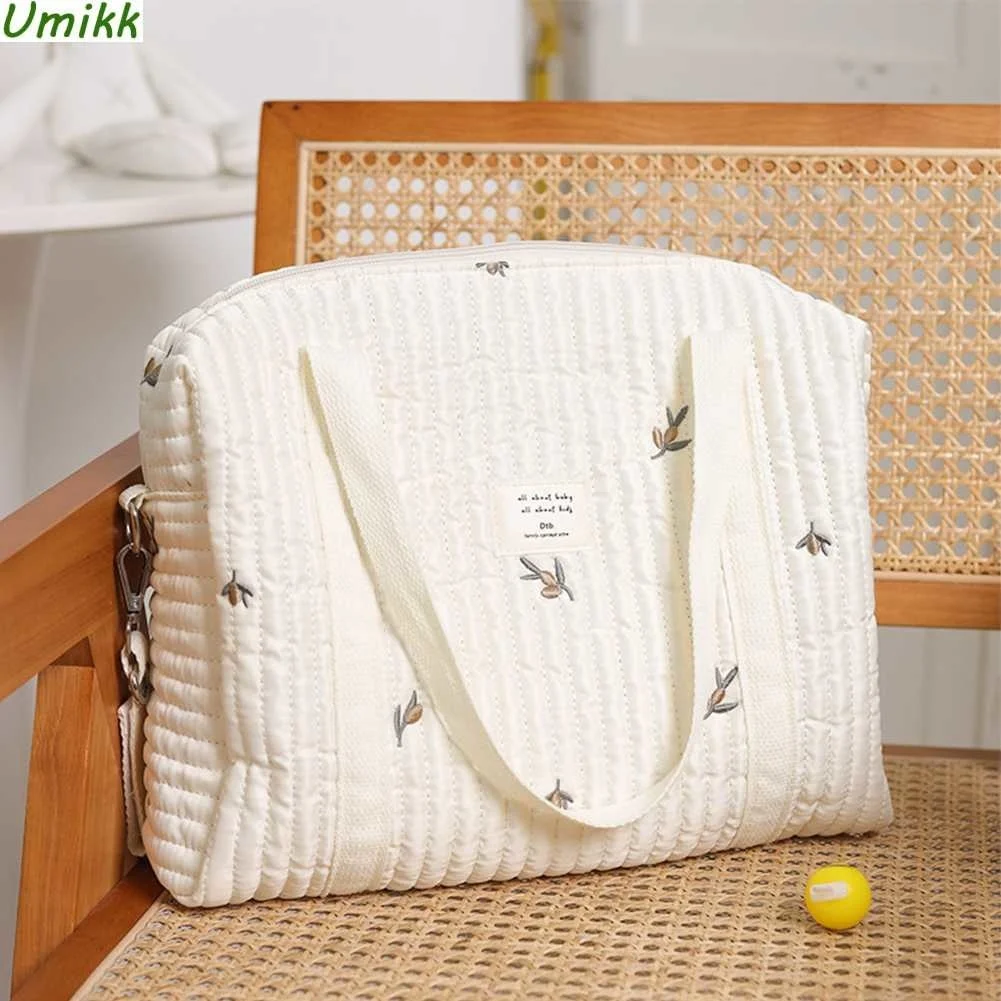 New Cute Bear Flower Embroidery Pattern Baby Beige Cotton Fabric Zipper Handbag 2023 Trend Large Capacity Mommy Shoulder Bags
New Cute Bear Flower Embroidery Pattern Baby Beige Cotton Fabric Zipper Handbag 2023 Trend Large Capacity Mommy Shoulder Bags