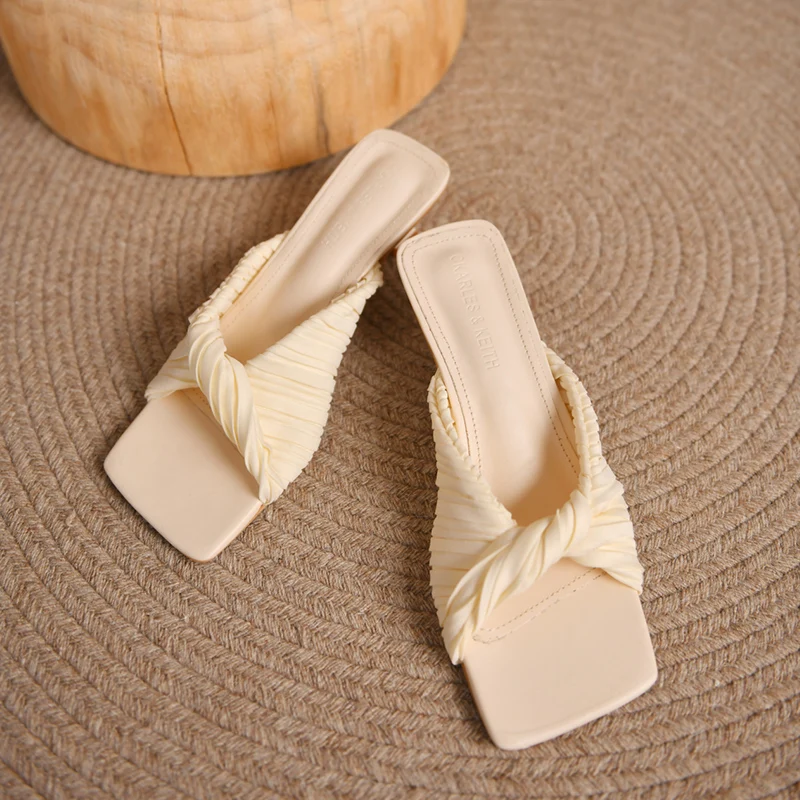 2022 Summer Elegant Slip On Slipper Women Low Heel Sandals Pink Black White Fashion Sexy Party Office Shoes Ladie Beach Slides
2022 Summer Elegant Slip On Slipper Women Low Heel Sandals Pink Black White Fashion Sexy Party Office Shoes Ladie Beach Slides