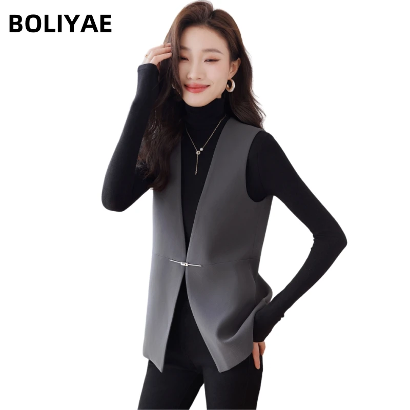 Boliyae Grey Elegant Slim Sleeveless Blazer Vest Women Buttons V-neck Short Office Vest Coat Female Slim Fashion Vest Waistcoat
Boliyae Grey Elegant Slim Sleeveless Blazer Vest Women Buttons V-neck Short Office Vest Coat Female Slim Fashion Vest Waistcoat
