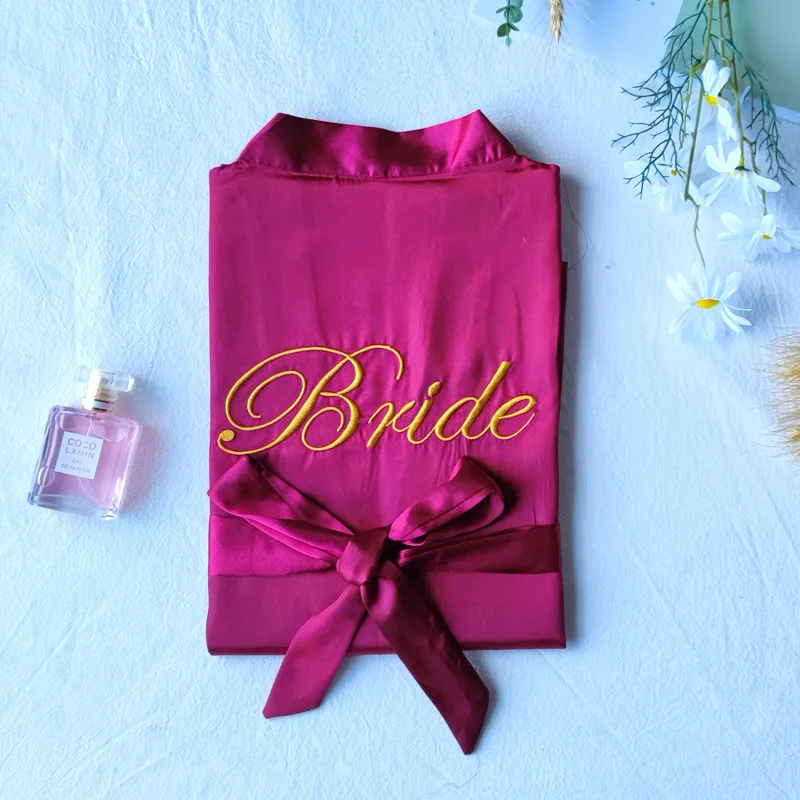 Summer Nightdress Bridal Robe Sleep Dress Embroidered Bridesmaids Kimono Nightgown Ice Silk Casual Cardigan Bathrobe
Summer Nightdress Bridal Robe Sleep Dress Embroidered Bridesmaids Kimono Nightgown Ice Silk Casual Cardigan Bathrobe