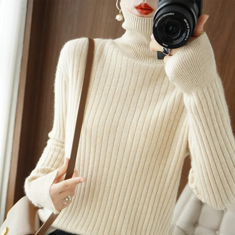 Autumn and Winter New Women's High Collar Sweater Thickened Warm Sweater Versatile Pullover Knitted Sweater Top
Autumn and Winter New Women's High Collar Sweater Thickened Warm Sweater Versatile Pullover Knitted Sweater Top