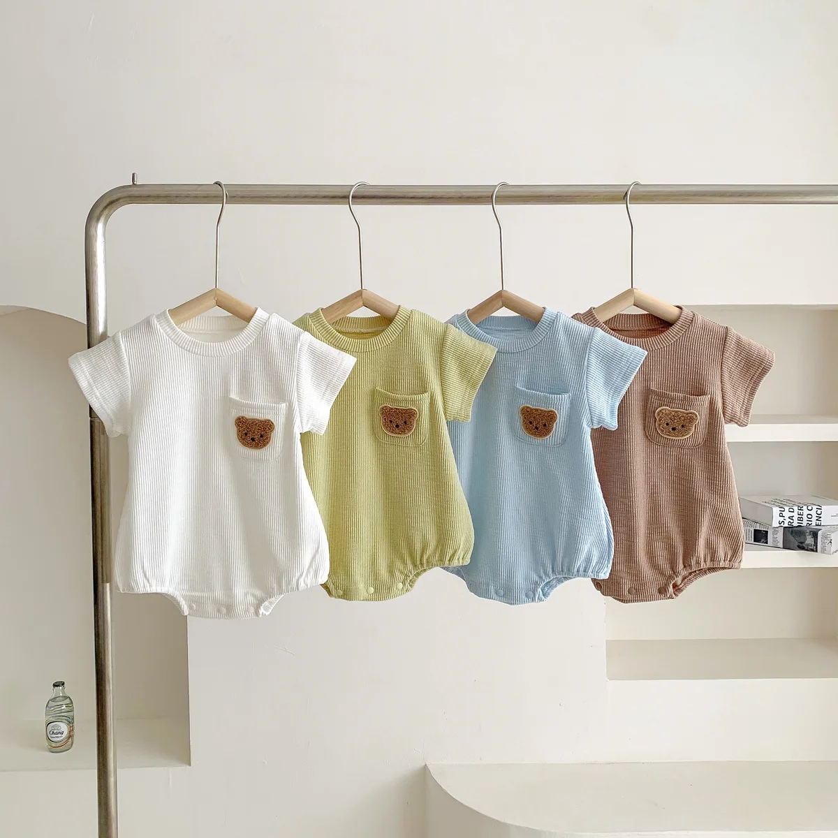 2023 Baby Summer Romper Cute Bear One-piece Clothing Short Sleeves Jumpsuit for Boys Girls Cotton Infant Onesie Newborn Stuff
2023 Baby Summer Romper Cute Bear One-piece Clothing Short Sleeves Jumpsuit for Boys Girls Cotton Infant Onesie Newborn Stuff
