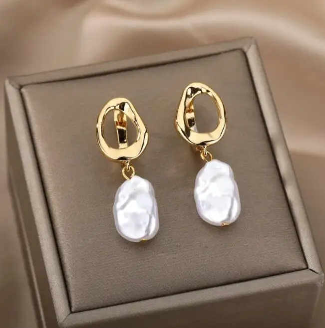 Circle Earrings For Women Vintage Punk Baroque Pearl Earrings Stainless Steel Ear Clip Women Jewelry Imitation Pearl Gift Mujer
Circle Earrings For Women Vintage Punk Baroque Pearl Earrings Stainless Steel Ear Clip Women Jewelry Imitation Pearl Gift Mujer