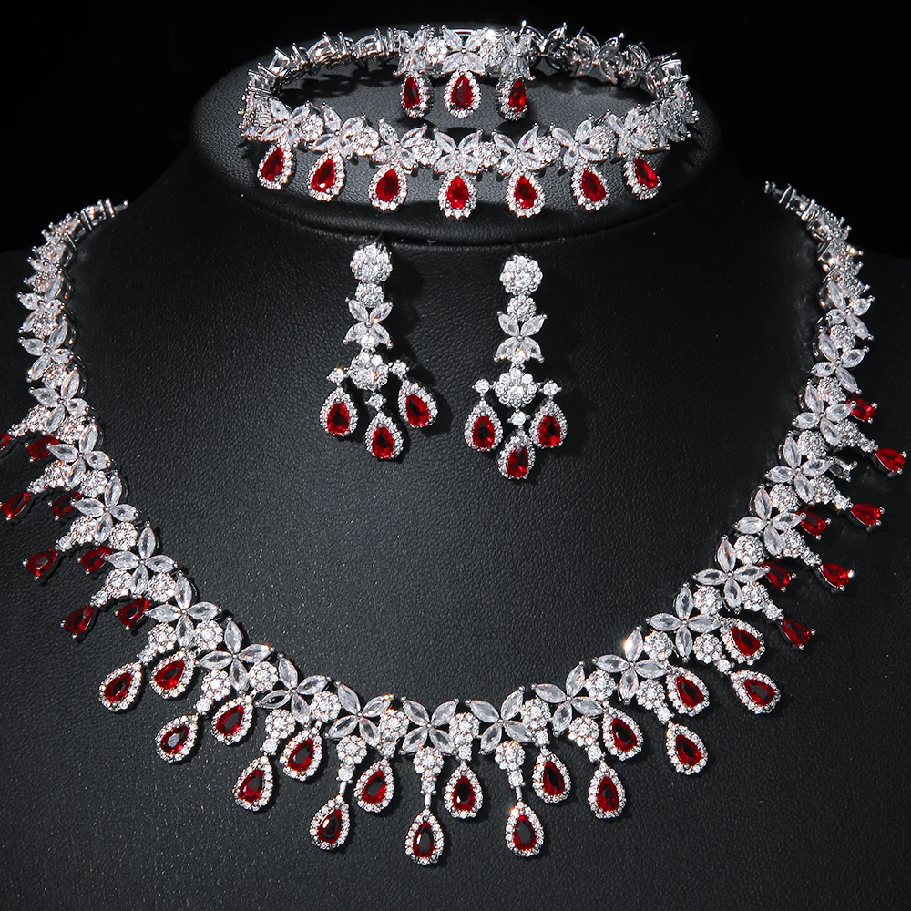 Bettyue New Fashion Statement AAA Zirconia Flower Shape Jewelry Set For Women&Girls Noble Wedding Party Delicate Dress-Up
Bettyue New Fashion Statement AAA Zirconia Flower Shape Jewelry Set For Women&Girls Noble Wedding Party Delicate Dress-Up