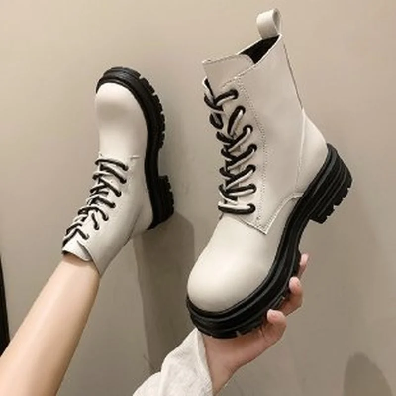 Короткие ботинки женские на весну и осень, белые короткие ботинки в британском стиле ретро, новинка 2022, ботинки с круглым носком на толстой п...
Короткие ботинки женские на весну и осень, белые короткие ботинки в британском стиле ретро, новинка 2022, ботинки с круглым носком на толстой п...