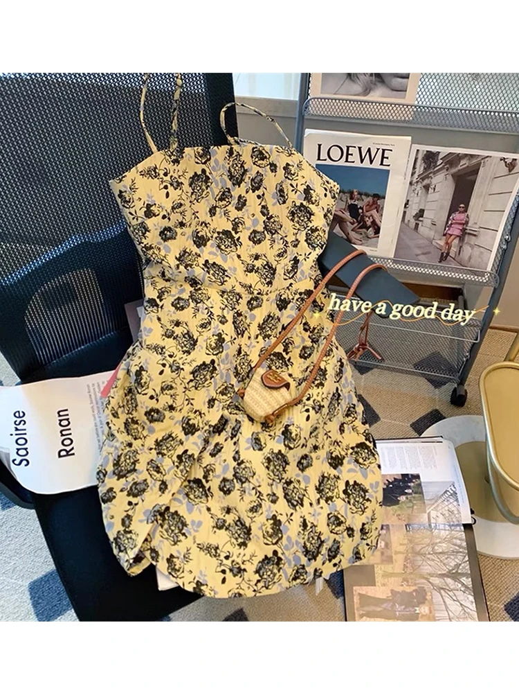 Summer Fairy Dress Women French Style Vintage Floral Print Spaghetti Strap Dress Sexy Slim Sweet Chiffon A-line Vestidos Ladies
Summer Fairy Dress Women French Style Vintage Floral Print Spaghetti Strap Dress Sexy Slim Sweet Chiffon A-line Vestidos Ladies