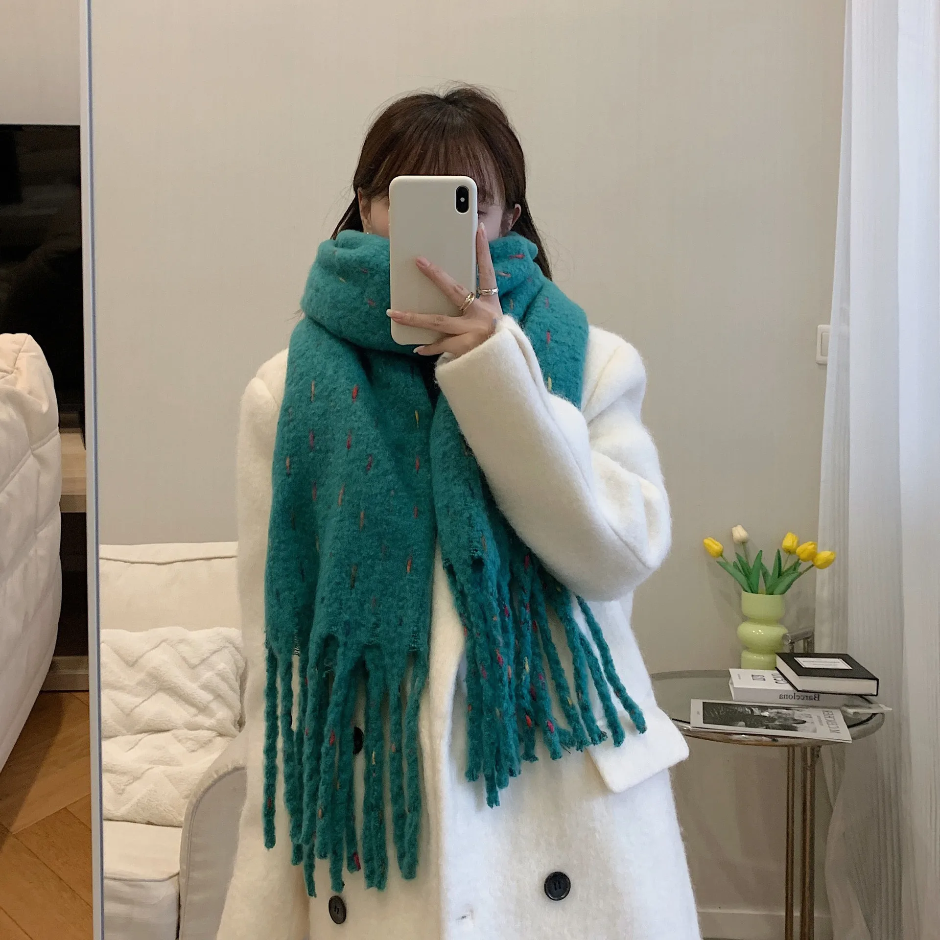 Autumn and winter2022New style color thread sand cashmere like women's scarf thickened with shawl style tassel thick beard scarf
Autumn and winter2022New style color thread sand cashmere like women's scarf thickened with shawl style tassel thick beard scarf