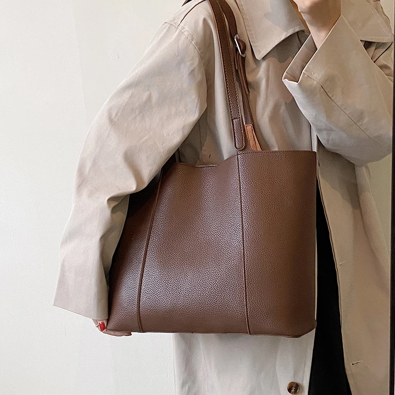 

Новинка 2022, сумка-тоут для женщин, трендовая дизайнерская женская большая кожаная сумка через плечо, Повседневная стильная модная простая ручная сумка