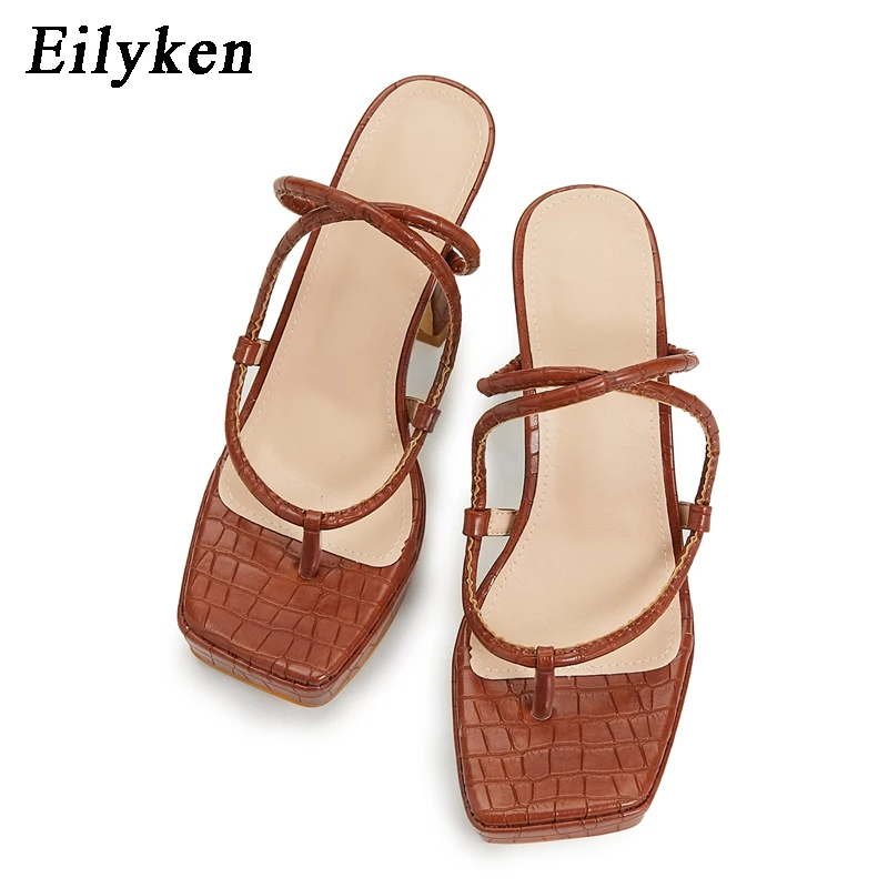 Eilyken 2022 New Square toe Narrow Band Cross-Tie Slippers Slides Summer Fashion Gladiator Sandals Women Square Heels shoes
Eilyken 2022 New Square toe Narrow Band Cross-Tie Slippers Slides Summer Fashion Gladiator Sandals Women Square Heels shoes