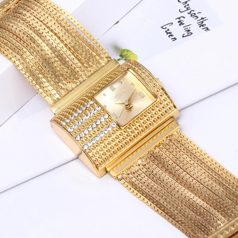 Luxury Women Wrist Watches Personalized Diamond Bracelet Watch Fashion Square Dial Women Watches Gold Steel Band Relogio
Luxury Women Wrist Watches Personalized Diamond Bracelet Watch Fashion Square Dial Women Watches Gold Steel Band Relogio