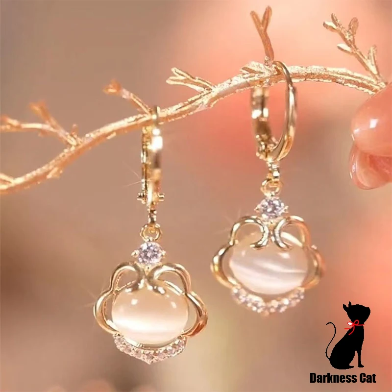 Silver 925 Ear Piercing Material Earrings Korean Fashion Ear Percing Women's Bling Earrings Popular Jewelry Accessories
Silver 925 Ear Piercing Material Earrings Korean Fashion Ear Percing Women's Bling Earrings Popular Jewelry Accessories