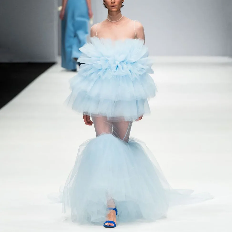 Blue Prom Gown Formal Dress Layered Tulle Sheer Long Sleeve Evening Wear Runway Celebrity Dresses vestidos elegantes para mujer
Blue Prom Gown Formal Dress Layered Tulle Sheer Long Sleeve Evening Wear Runway Celebrity Dresses vestidos elegantes para mujer