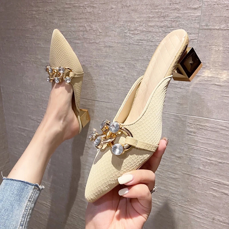 Shoes Med Woman's Slippers Slides Loafers Fashion Square heel Female Mule Cover Toe 2022 Luxury Block Summer Mules Flat Rubber P
Shoes Med Woman's Slippers Slides Loafers Fashion Square heel Female Mule Cover Toe 2022 Luxury Block Summer Mules Flat Rubber P