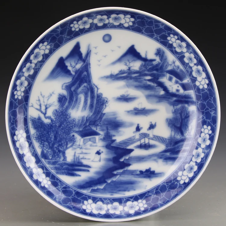 Hand-painted Qing Dynasty Blue And White Landscape Family Pattern Plate Jingdezhen Antique Porcelain Ornaments Display
Hand-painted Qing Dynasty Blue And White Landscape Family Pattern Plate Jingdezhen Antique Porcelain Ornaments Display