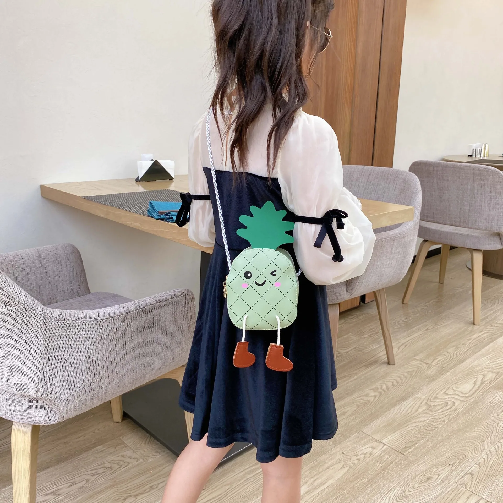 Girl Coin Purse Kids Candy Color Bag Cute Messenger Backpack Baby Pineapple Shoulder Packet Children's Day Gift Purse
Girl Coin Purse Kids Candy Color Bag Cute Messenger Backpack Baby Pineapple Shoulder Packet Children's Day Gift Purse