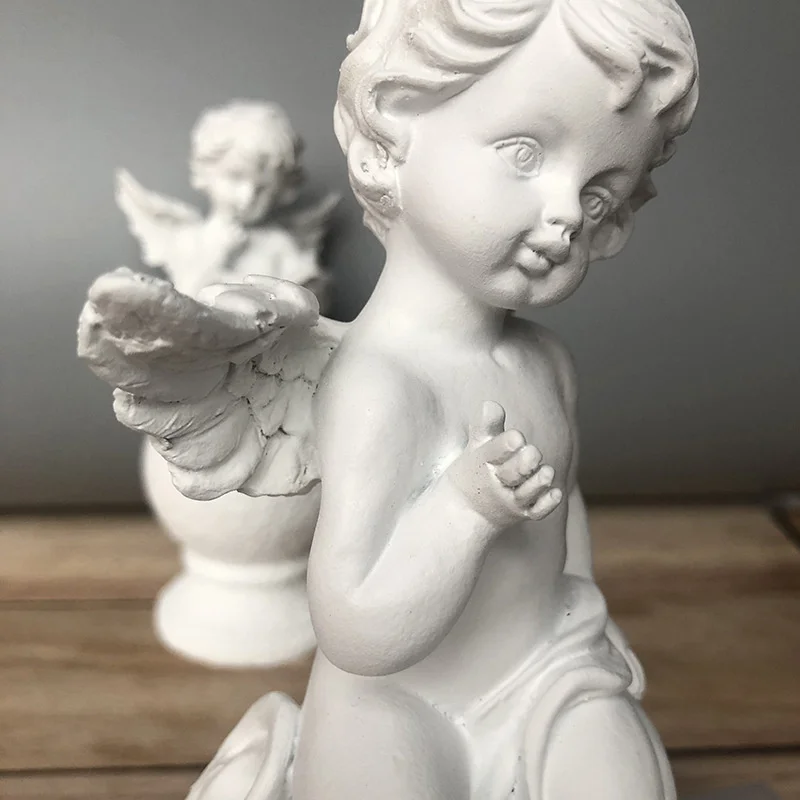 Статуэтка из смолы в виде ангела для украшения Кофейни 
Статуэтка из смолы в виде ангела для украшения Кофейни