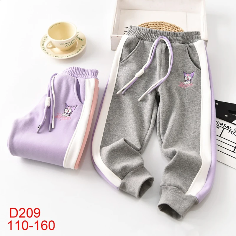 Kuromi Sanrio Kawaii Anime Autumn Winter Thickness Fleecing Sweatpants Cute Cartoon Warm Fallow Trousers Lovely Gifts for Girls
Kuromi Sanrio Kawaii Anime Autumn Winter Thickness Fleecing Sweatpants Cute Cartoon Warm Fallow Trousers Lovely Gifts for Girls