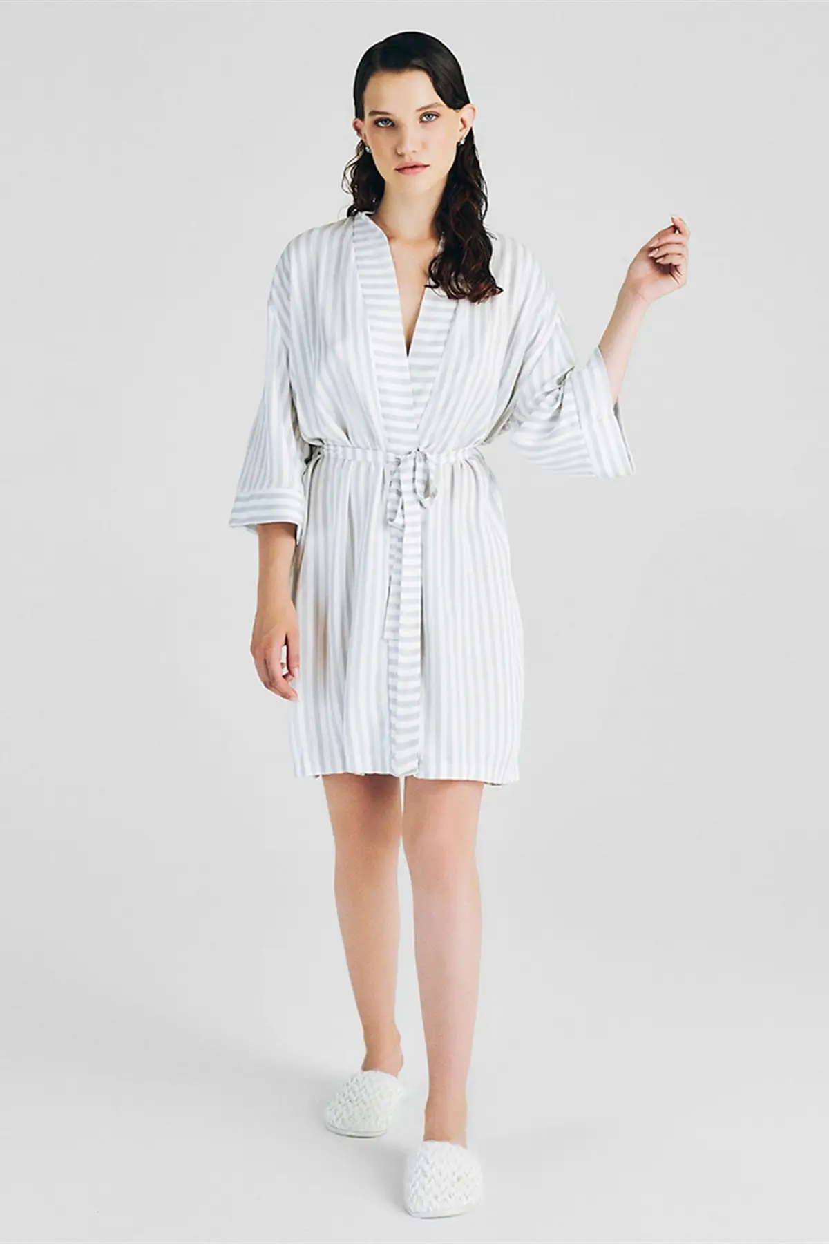 Dressing Gown Gray White Striped Satin Textured Side Pockets Waist Belted Bathrobe nightwear Night Gown
Dressing Gown Gray White Striped Satin Textured Side Pockets Waist Belted Bathrobe nightwear Night Gown