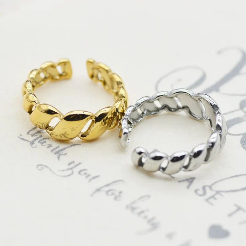 Vintage Pattern Ring Stainless Steel 14K Gold Plated Fashion Metallic Ring Jewelry Gift
Vintage Pattern Ring Stainless Steel 14K Gold Plated Fashion Metallic Ring Jewelry Gift