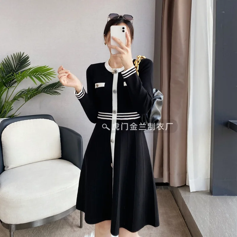 Women Woolen Dress 2022 Autumn and Winter New Round Neck Long Sleeve Knitted Dress Single-Breasted Slim Fit Slimming Midi Dress
Women Woolen Dress 2022 Autumn and Winter New Round Neck Long Sleeve Knitted Dress Single-Breasted Slim Fit Slimming Midi Dress