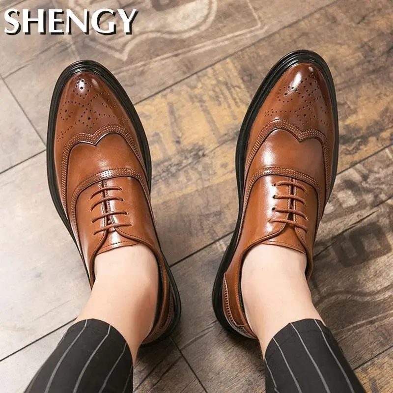 Men Shoes Casual Round Toe Brogue shoes British Style Men Shoes Business Office Man Flats Oxfords For Male Formal Shoes
Men Shoes Casual Round Toe Brogue shoes British Style Men Shoes Business Office Man Flats Oxfords For Male Formal Shoes