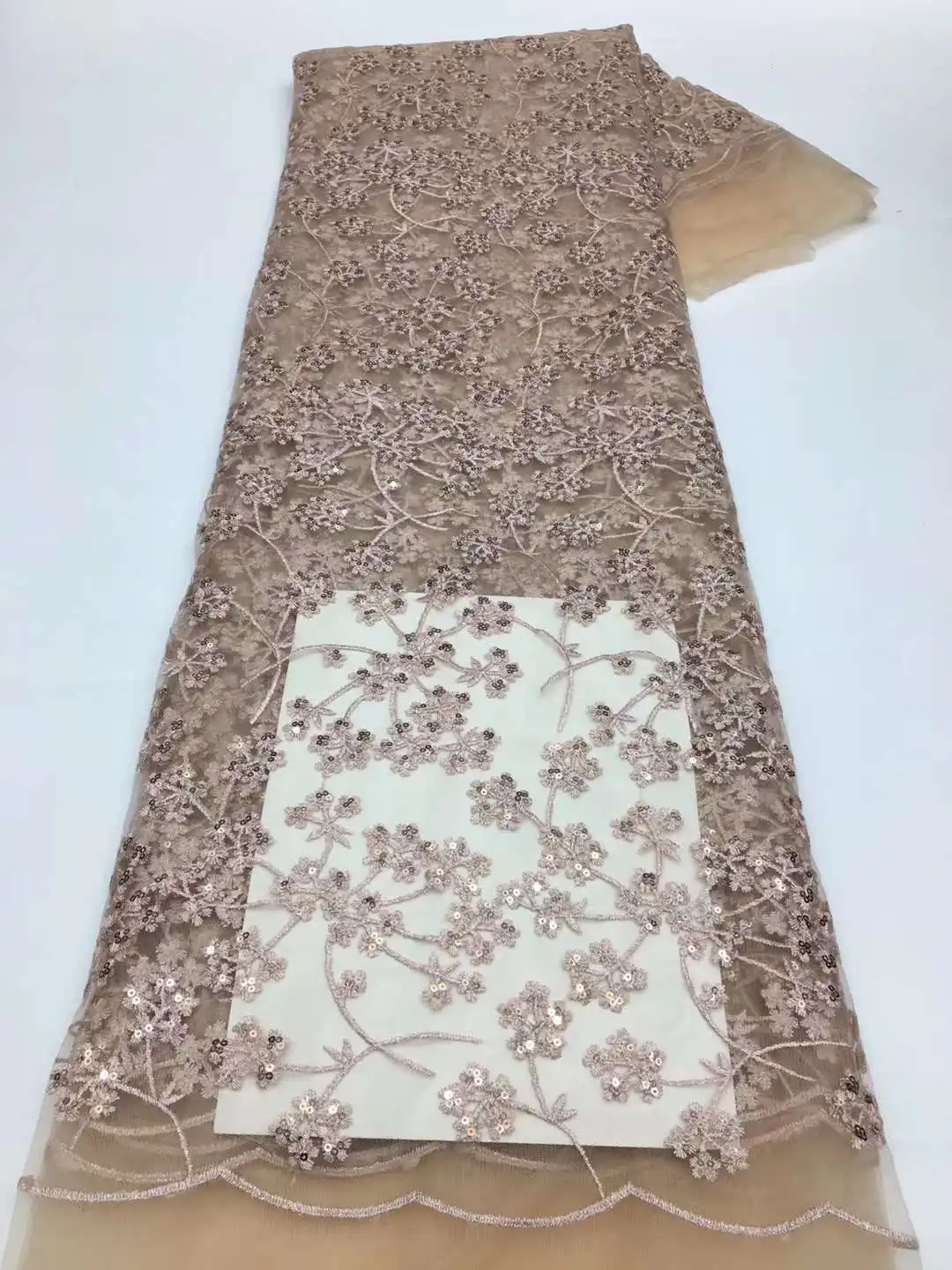 French Sequin Tulle Lace Fabric 2022 Pink Hot Sale Nigerian Mesh Lace Fabric 5Yards African Lace Fabric For Wedding Party
French Sequin Tulle Lace Fabric 2022 Pink Hot Sale Nigerian Mesh Lace Fabric 5Yards African Lace Fabric For Wedding Party
