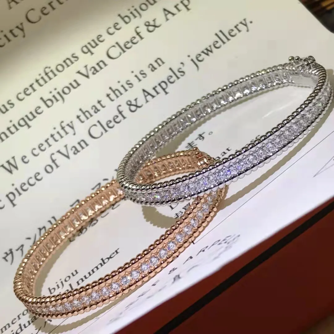 100% row diamond bracelet 2022 new luxury high quality jewelry banquet gift 1:1 
100% row diamond bracelet 2022 new luxury high quality jewelry banquet gift 1:1