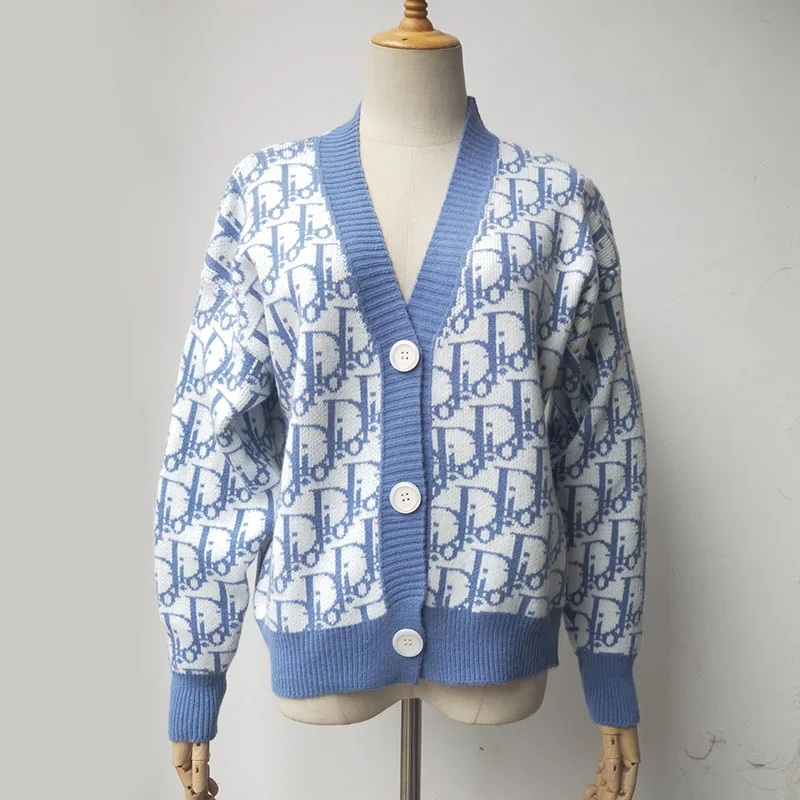 2022 Women Autumn Charater Printed Short Cardigans Sweaters Fashion Long Sleeve V-neck Female Knitwear Open stitch Outwear Femme
2022 Women Autumn Charater Printed Short Cardigans Sweaters Fashion Long Sleeve V-neck Female Knitwear Open stitch Outwear Femme