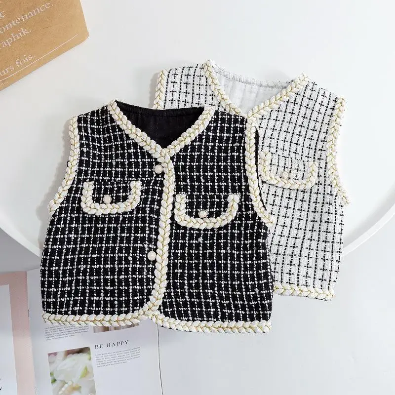 Spring And Autumn New Girls' Vest French Small Incense Wind Children'S Checkerboard Lattice Sleeveless Baby Vest
Spring And Autumn New Girls' Vest French Small Incense Wind Children'S Checkerboard Lattice Sleeveless Baby Vest
