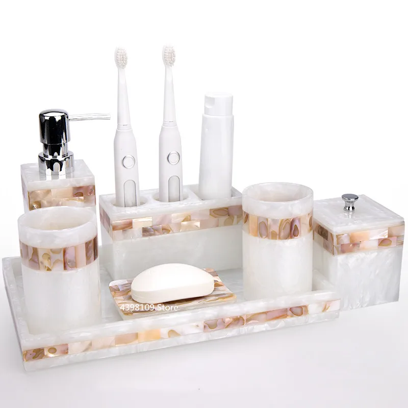 Light Luxury Shell Bathroom Decoration Accessories Toothbrush Holder Soap Dispenser Lotion Bottle Bathroom Supplies Wash Set
Light Luxury Shell Bathroom Decoration Accessories Toothbrush Holder Soap Dispenser Lotion Bottle Bathroom Supplies Wash Set