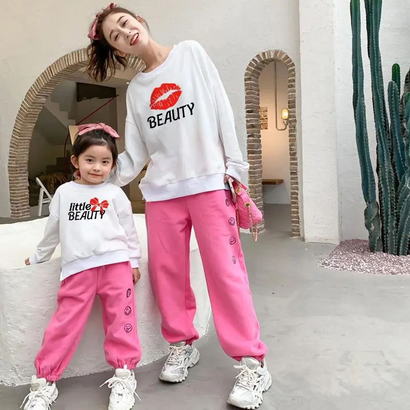 2022 Mommy and Me Shirt Letter Print Long Sleeve Round Neck Sweatshirt Tops Family Matching Clothes
2022 Mommy and Me Shirt Letter Print Long Sleeve Round Neck Sweatshirt Tops Family Matching Clothes