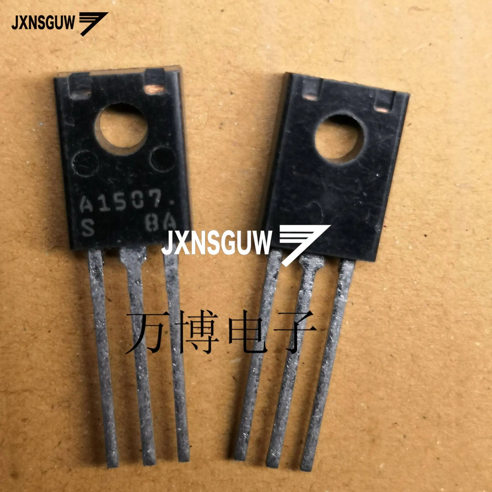 5pair Original SANYO 2SA1507 2SC3902 S transisitor A1507 C3902 Audio power amplifier 2SA1507S 2SC3902S Audio triode
5pair Original SANYO 2SA1507 2SC3902 S transisitor A1507 C3902 Audio power amplifier 2SA1507S 2SC3902S Audio triode